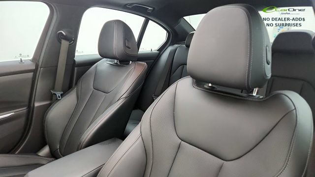 Used 2025 BMW 330i xDrive Sedan AWD/4WD image 34