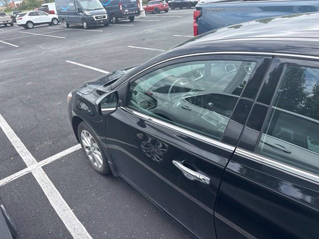 Used 2019 Nissan Sentra SV FWD image 3