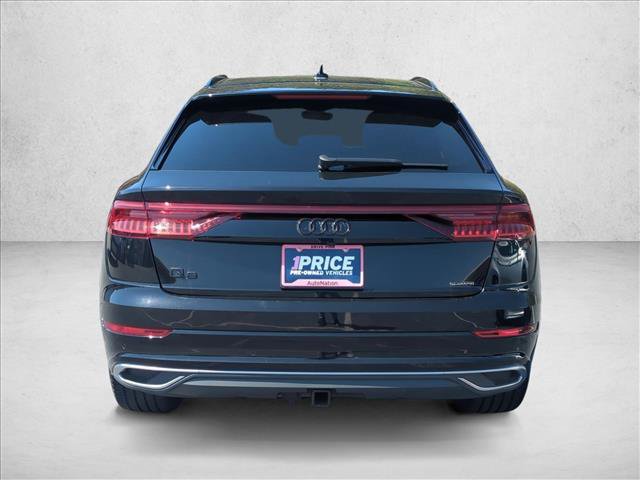 Used 2022 Audi Q8 Premium image 7