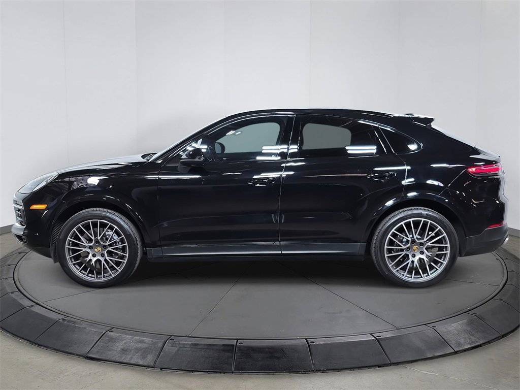 Certified 2021 Porsche Cayenne Coupe image 2
