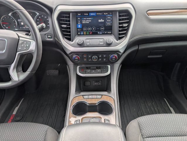 Used 2023 GMC Acadia SLE w/ Driver Convenience Package FWD image 7