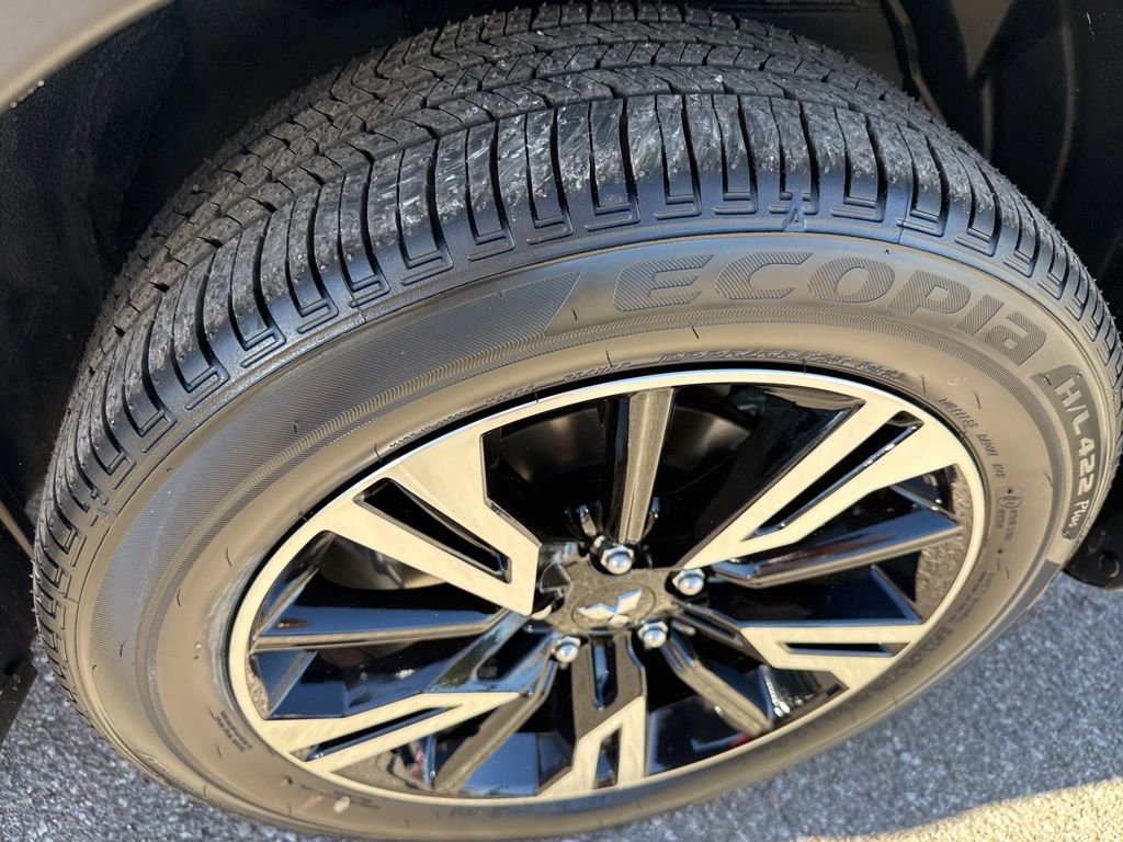 New 2026 Mitsubishi Eclipse Cross SE image 13