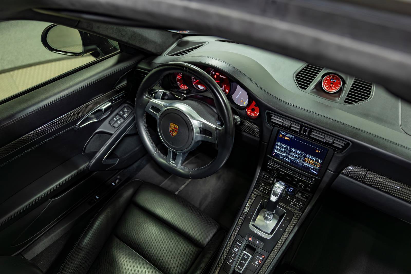 Used 2016 Porsche 911 Turbo image 84