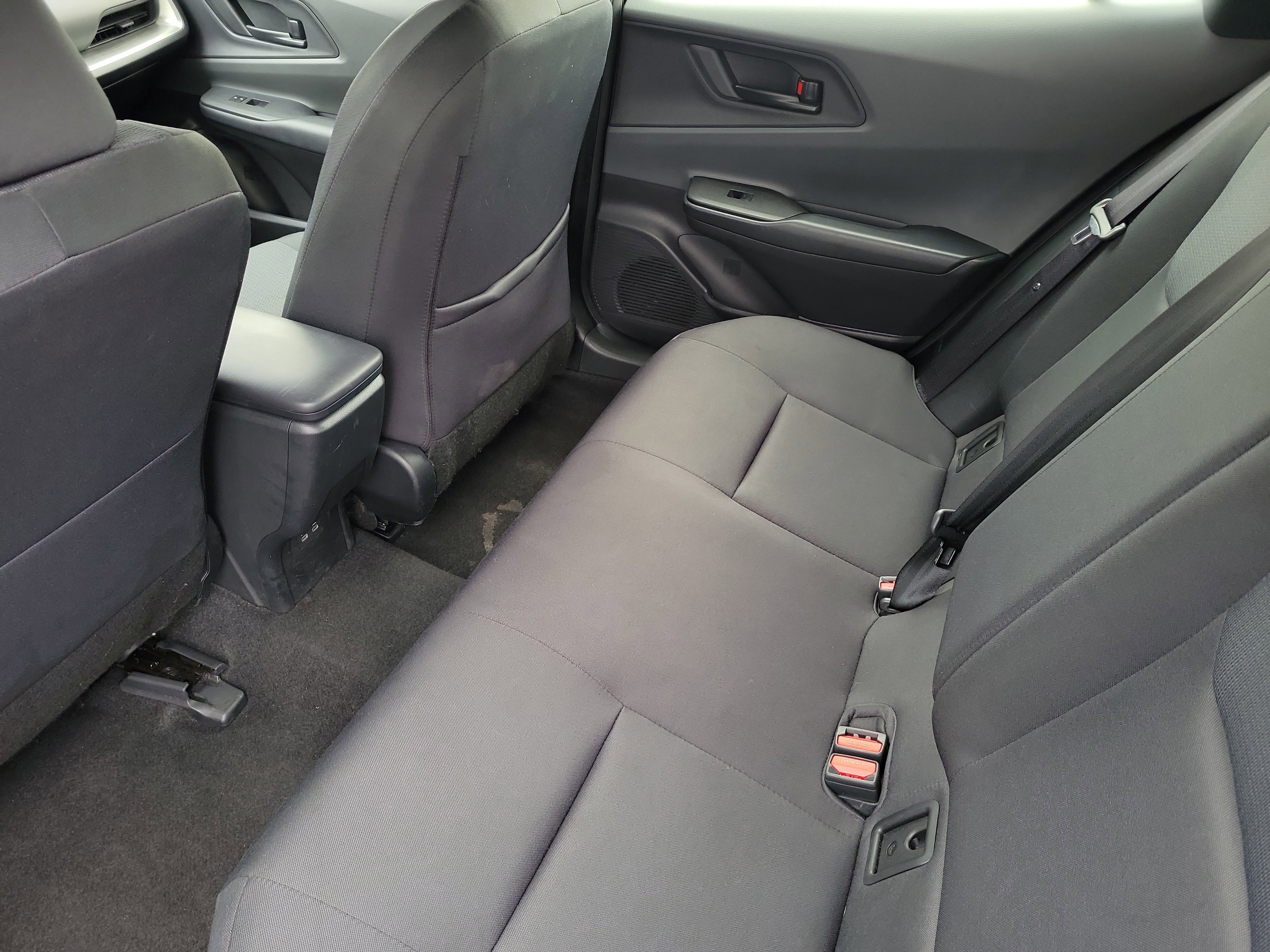 Used 2024 Toyota Prius LE image 8