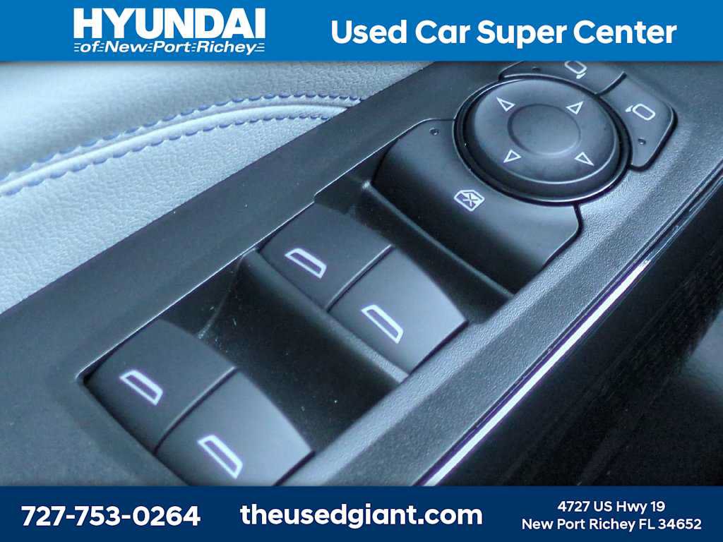 Used 2024 Chevrolet Trax LT w/ Driver Confidence Package FWD image 25