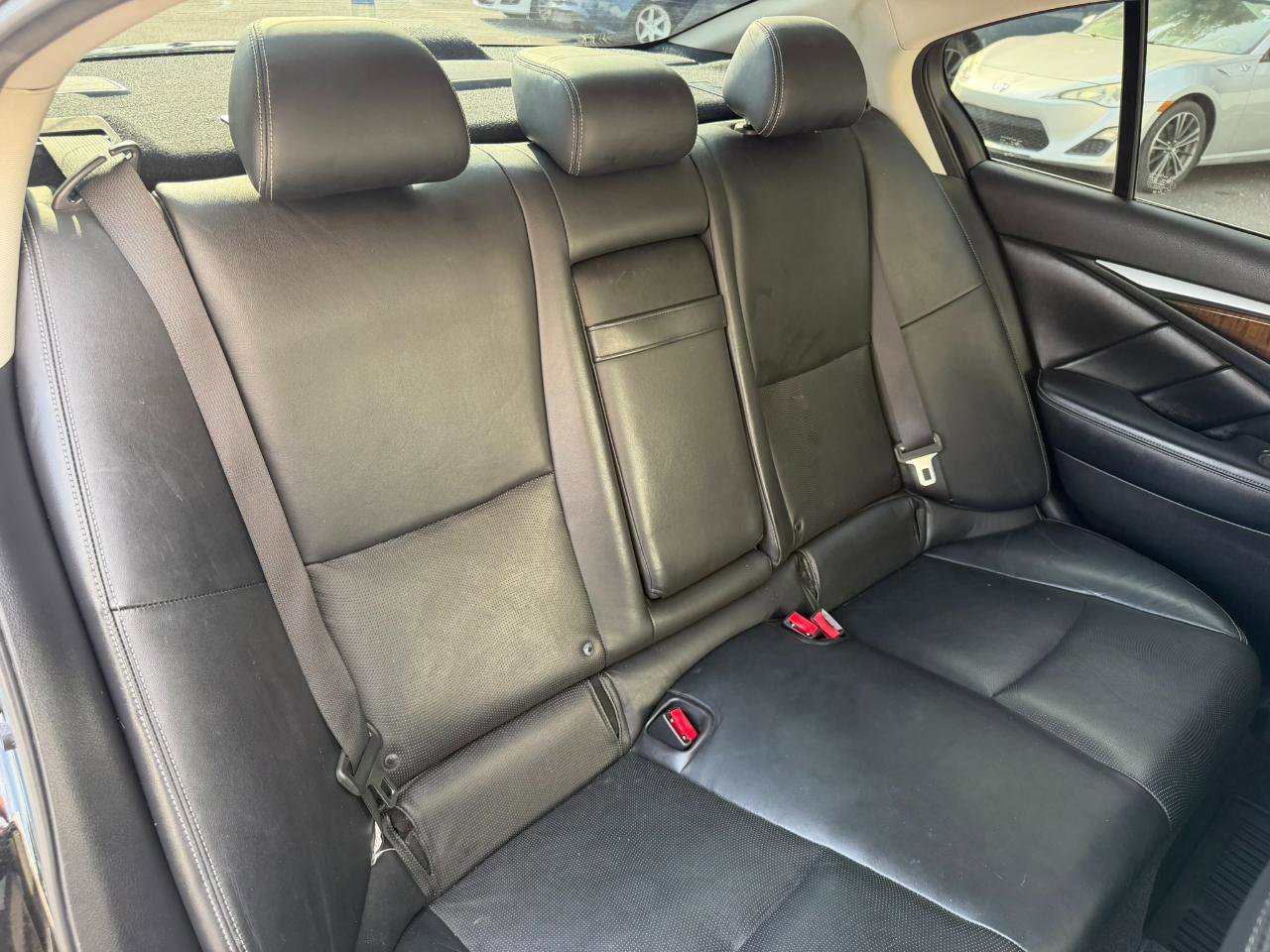 Used 2014 INFINITI Q50 Premium w/ Technology Package RWD image 44