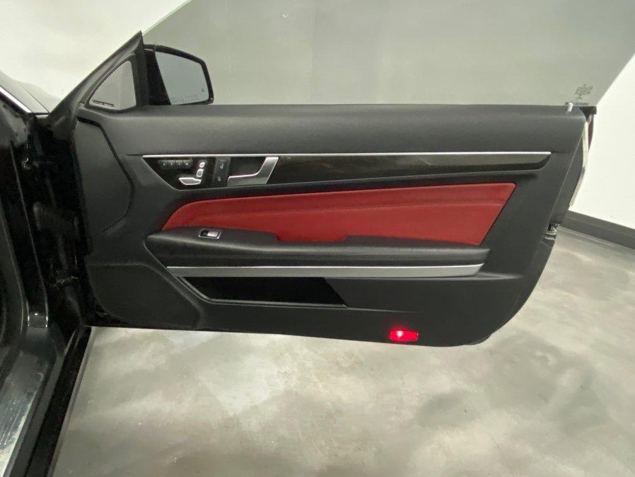 Used 2015 Mercedes-Benz E 400 4MATIC Coupe image 40