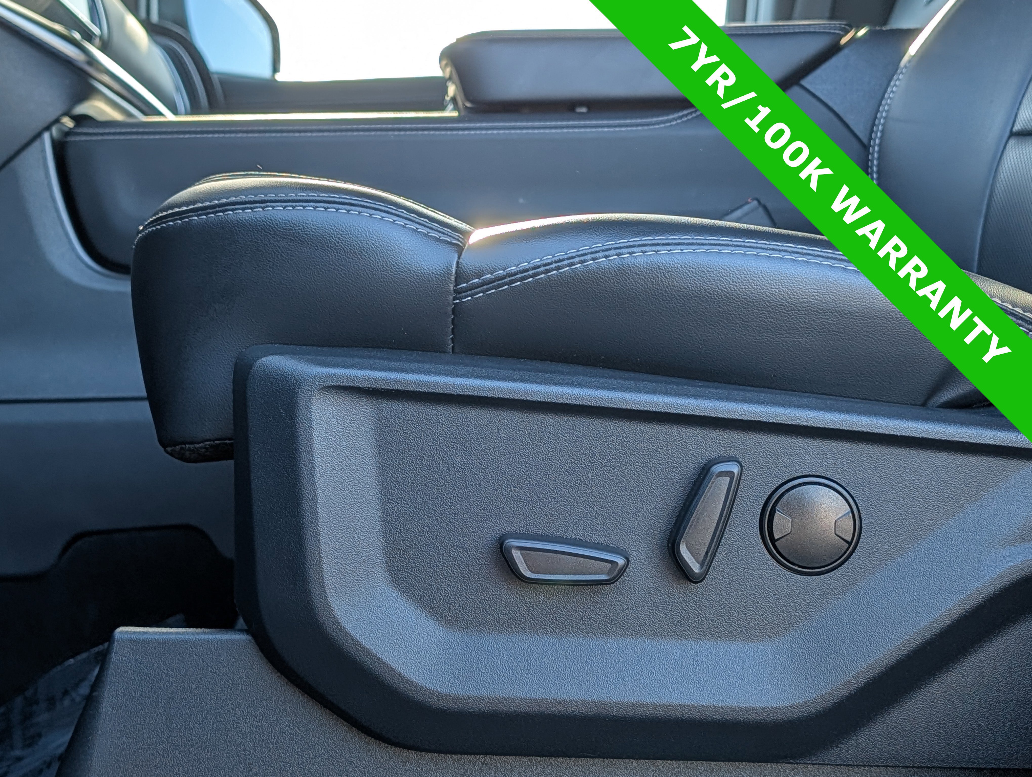Certified 2025 Ford Expedition Max Platinum w/ Stealth Performance Package AWD/4WD image 26