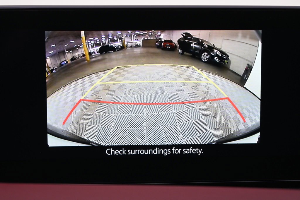 Used 2020 MAZDA MAZDA3 Hatchback w/ Premium Package image 30