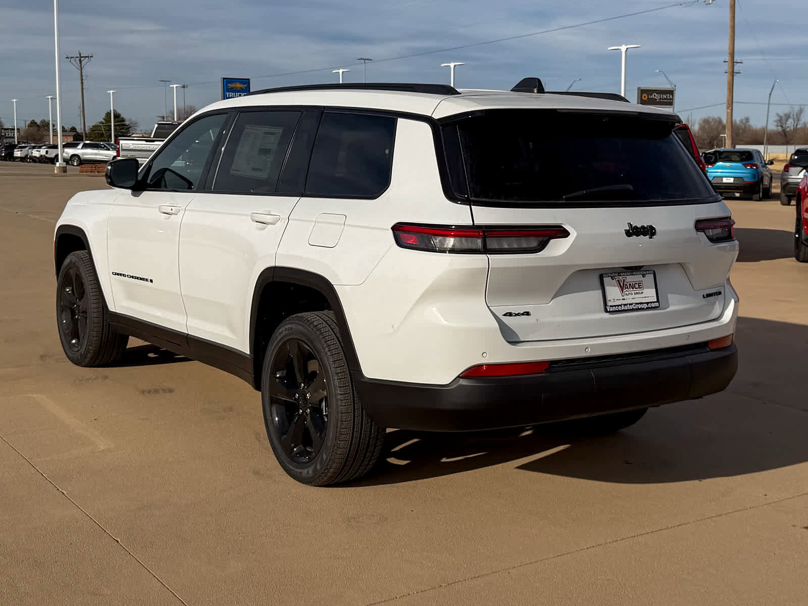 New 2025 Jeep Grand Cherokee L Limited w/ Luxury Tech Group II image 4