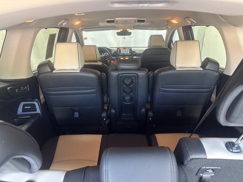 Used 2025 Honda Odyssey Elite image 9
