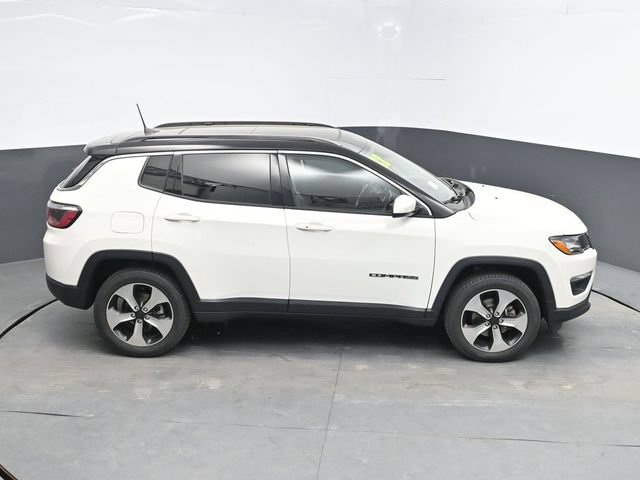 Used 2018 Jeep Compass Latitude w/ Popular Equipment Group AWD/4WD image 47