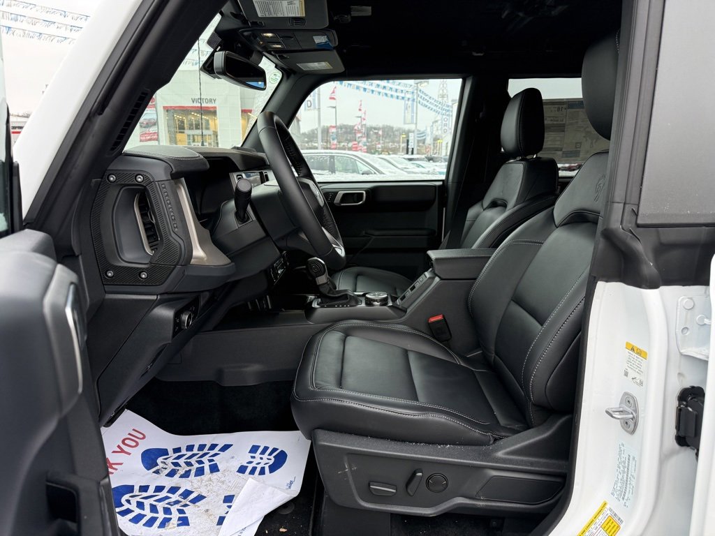 New 2025 Ford Bronco Outer Banks w/ Sasquatch Package image 12