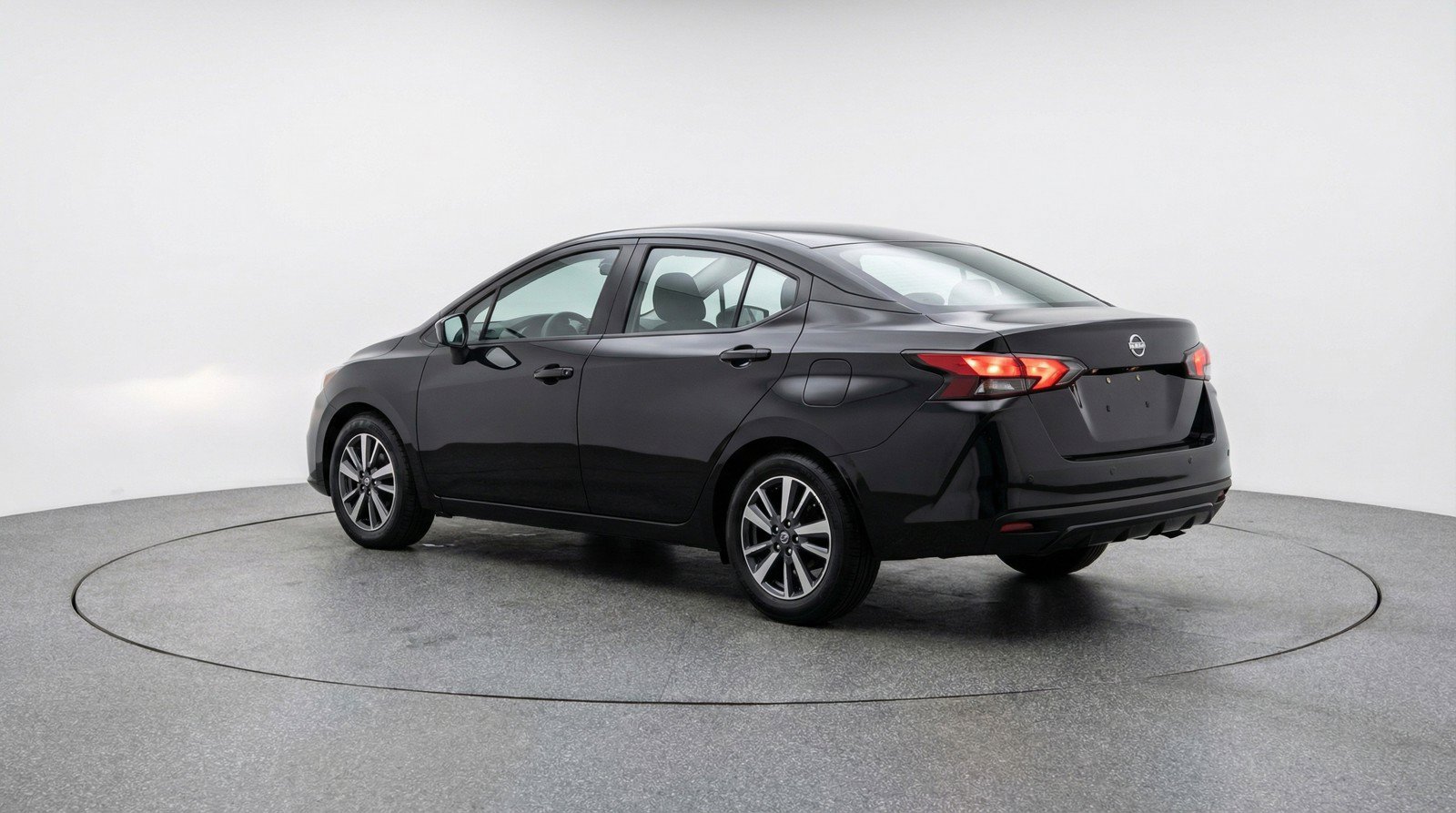 Used 2025 Nissan Versa SV FWD image 6