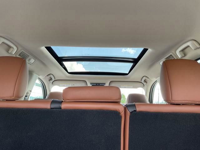 Used 2025 Nissan Pathfinder Platinum w/ Cargo Package image 28