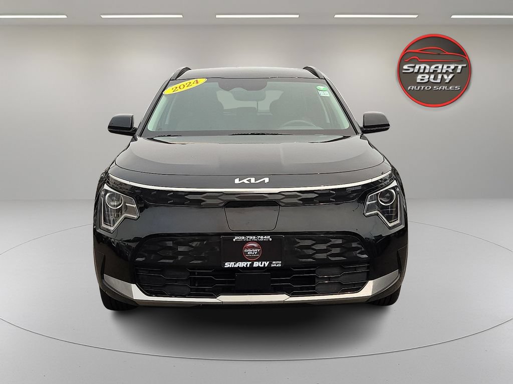 Used 2024 Kia Niro Wind w/ Wind Preserve Package FWD image 3