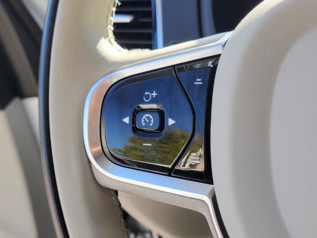 Used 2024 Volvo XC90 T8 Plus w/ Protection Package Premier AWD/4WD image 20