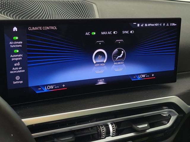Used 2024 BMW 330i Sedan w/ M Sport Package RWD image 29