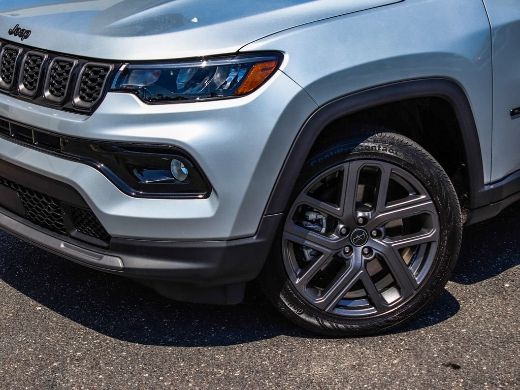 Used 2026 Jeep Compass Limited AWD/4WD image 47