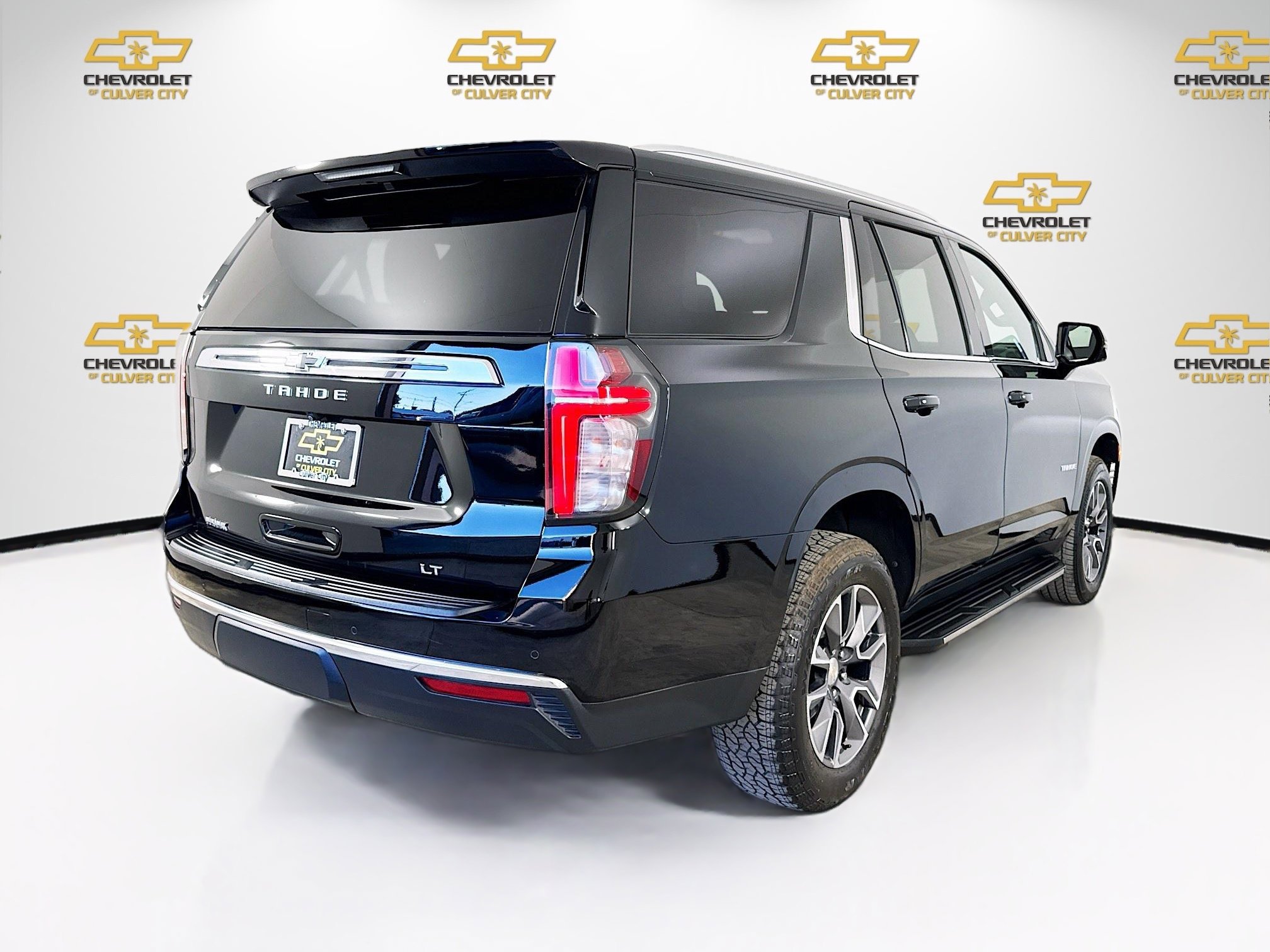Used 2023 Chevrolet Tahoe LT w/ LT Signature Plus Package RWD image 7