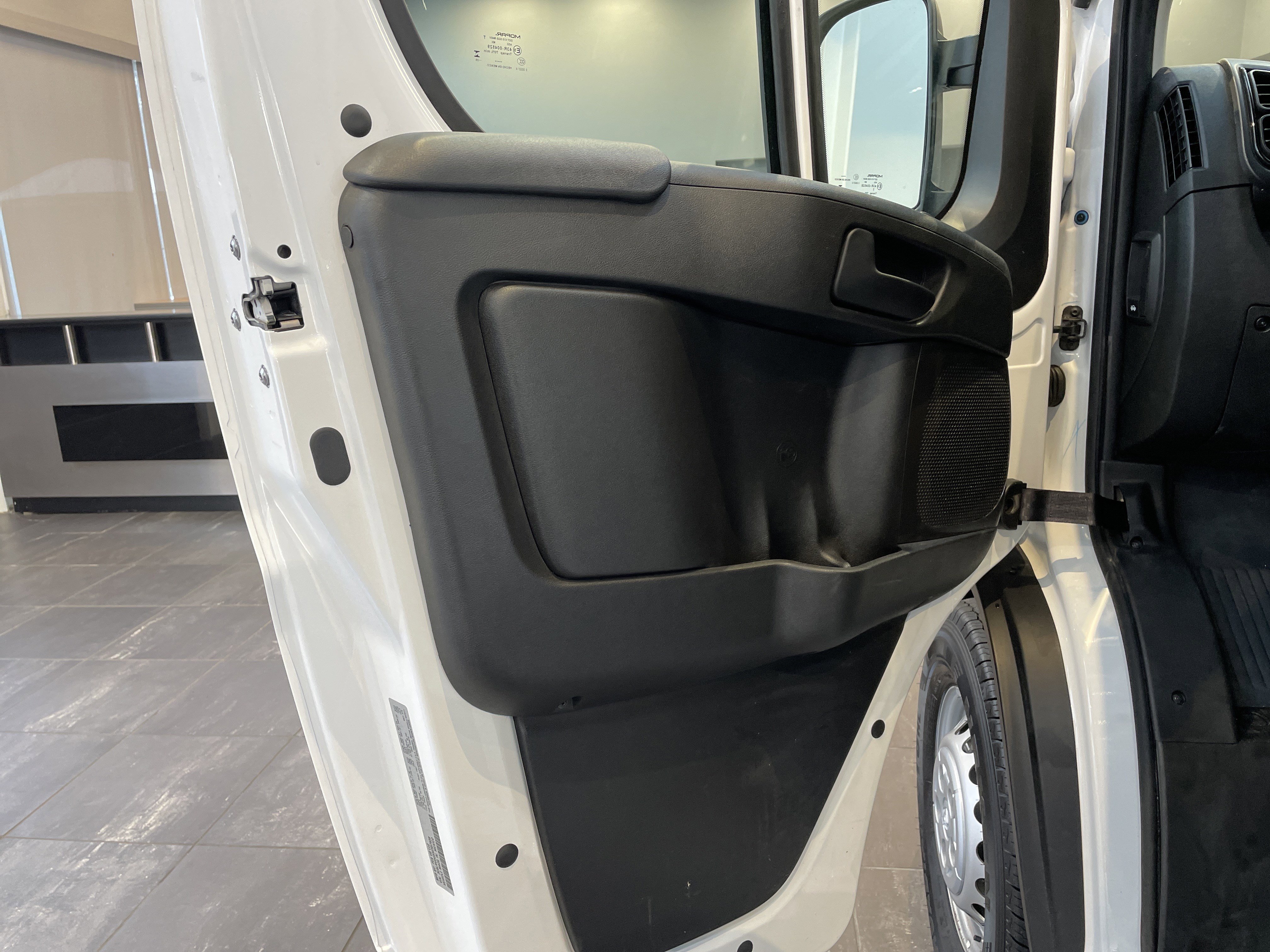 Used 2025 RAM ProMaster 2500 image 14