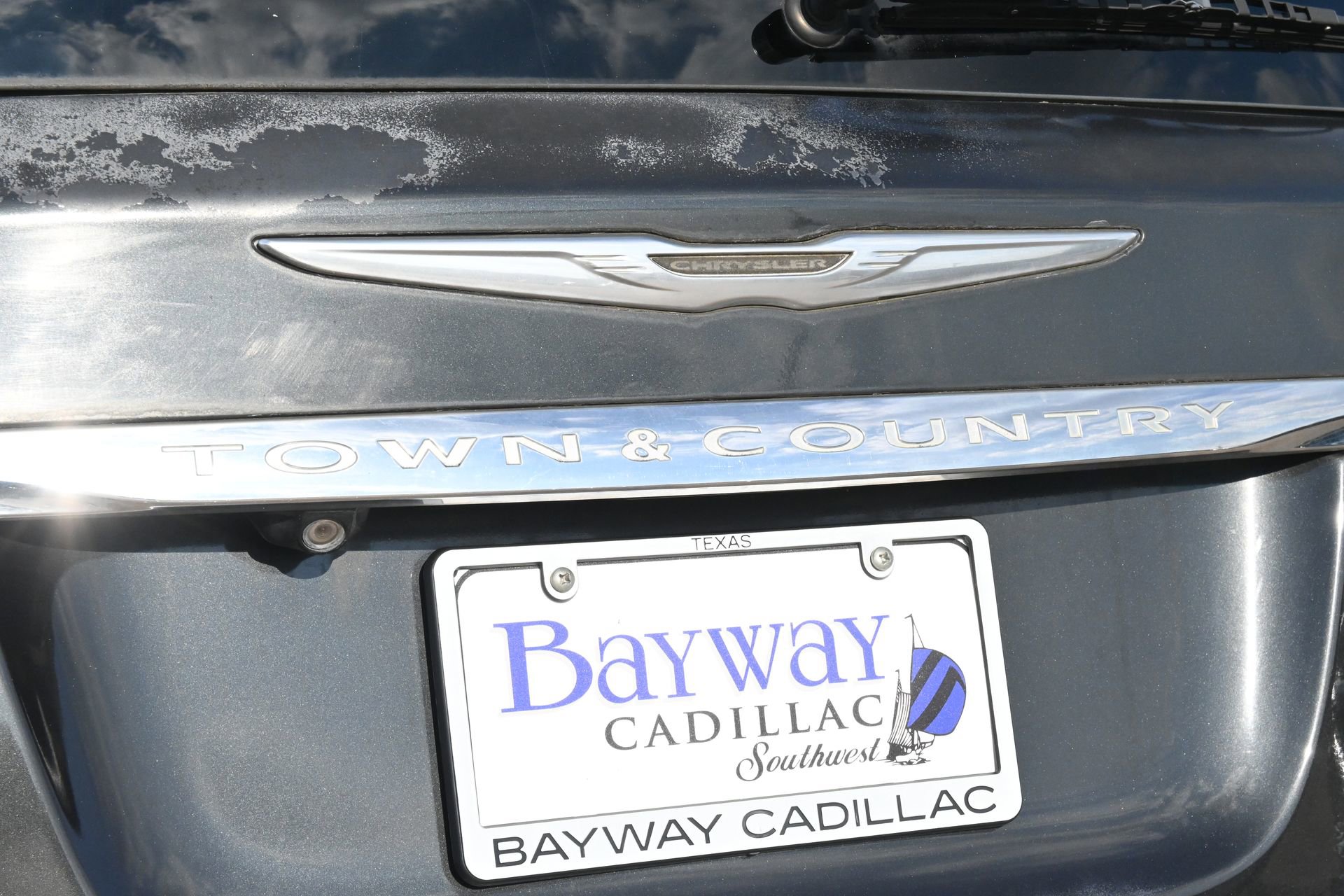 Used 2012 Chrysler Town & Country Touring-L w/ Entertainment Group #2 FWD image 21