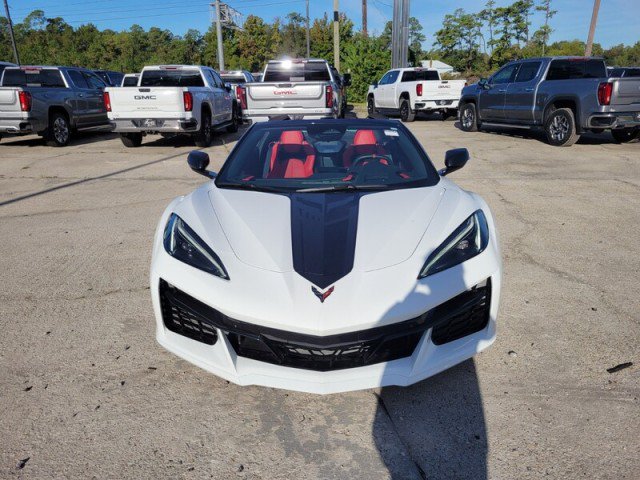 Used 2024 Chevrolet Corvette Z06 RWD image 7