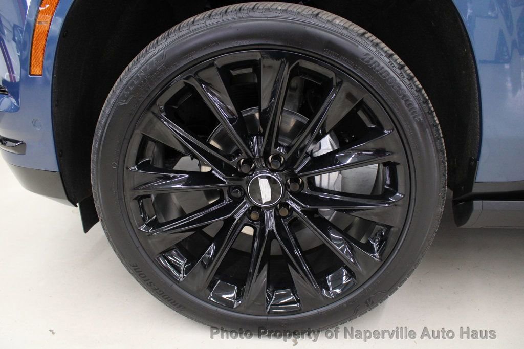 Used 2025 Cadillac Escalade ESV Sport Platinum w/ LPO, ONYX Package image 67