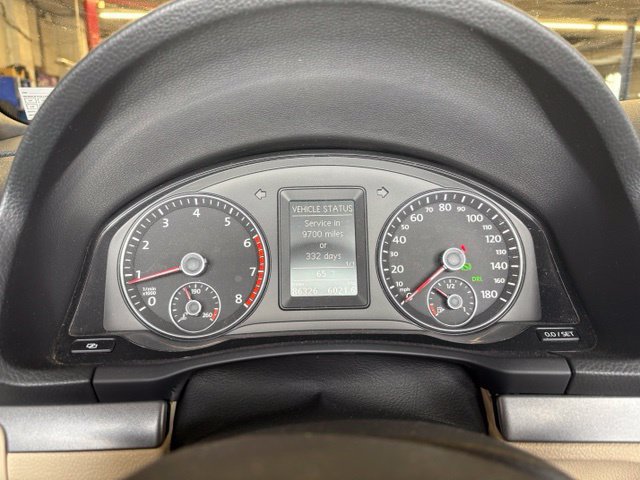 Used 2011 Volkswagen Eos Komfort FWD image 14