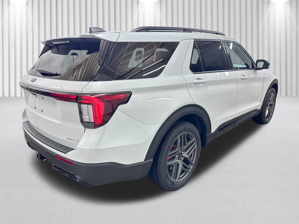 New 2026 Ford Explorer ST-Line w/ ST-Line Street Pack image 5