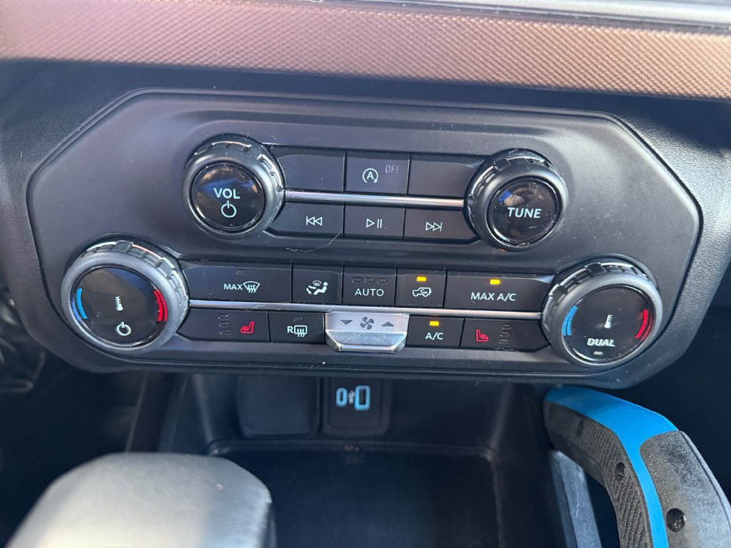 Used 2022 Ford Bronco Outer Banks AWD/4WD image 33