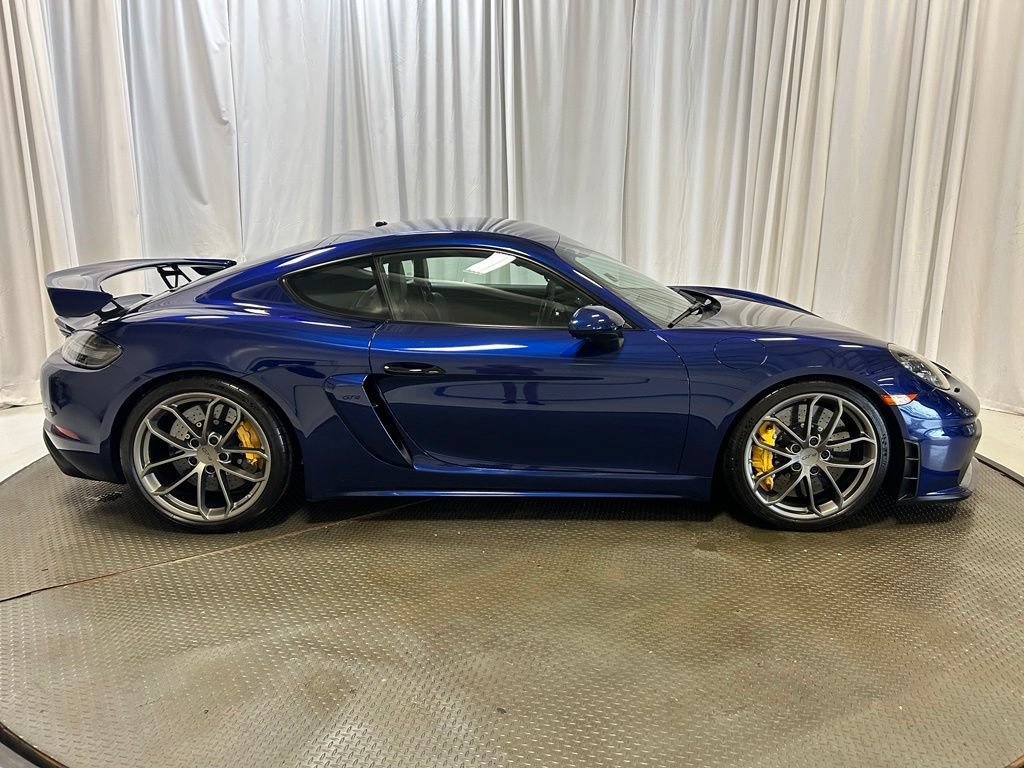 Used 2022 Porsche 718 Cayman GT4 RWD image 31