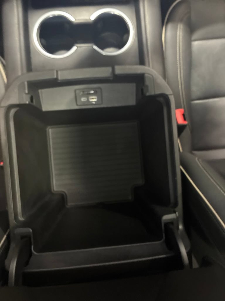 Used 2021 GMC Yukon SLT w/ SLT Premium Package AWD/4WD image 31