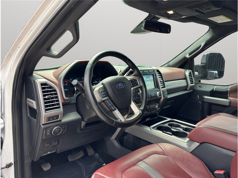 Used 2018 Ford F250 Platinum w/ Platinum Ultimate Package image 6