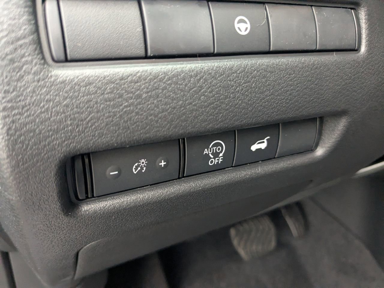 New 2026 Nissan Rogue SV image 15