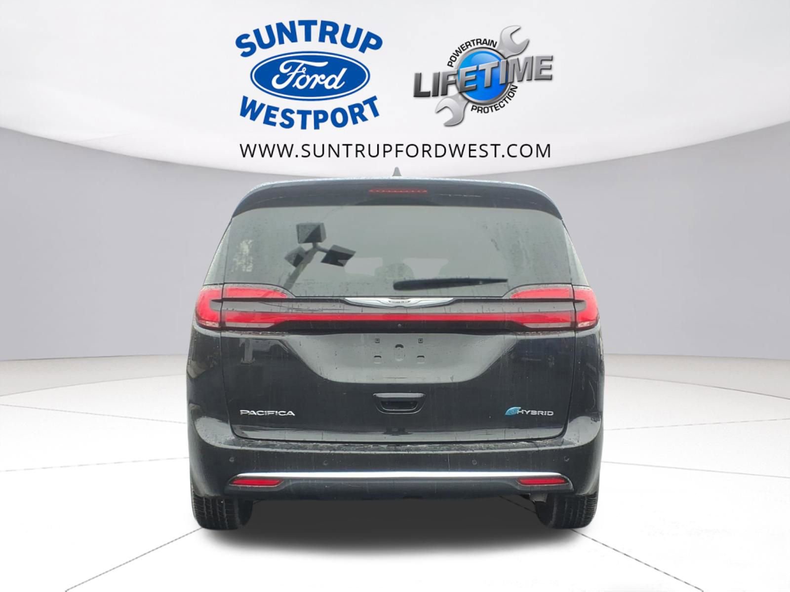 Used 2024 Chrysler Pacifica Select image 31