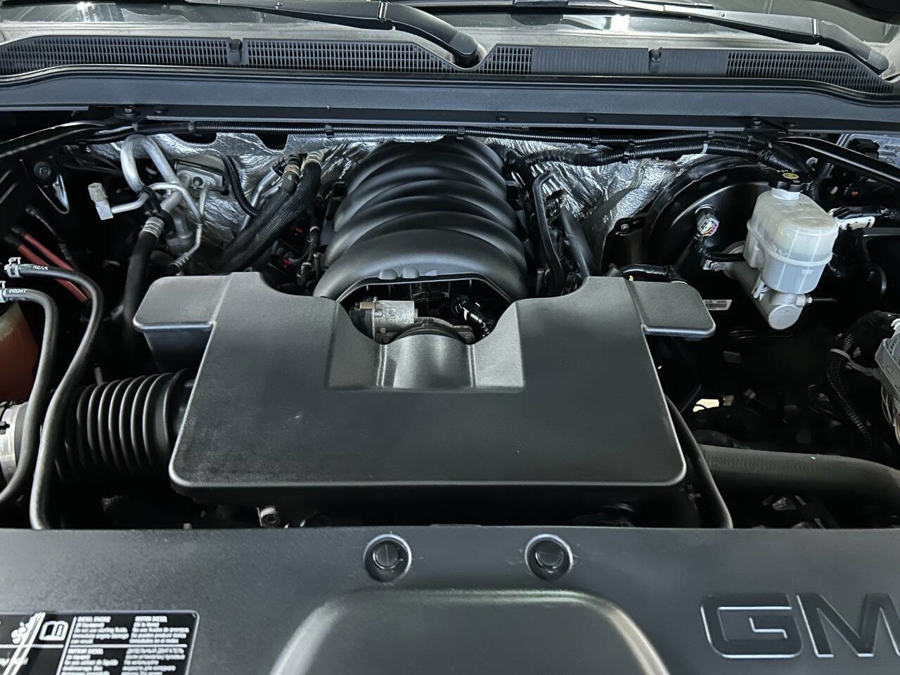 Used 2017 GMC Yukon XL Denali w/ Open Road Package image 46