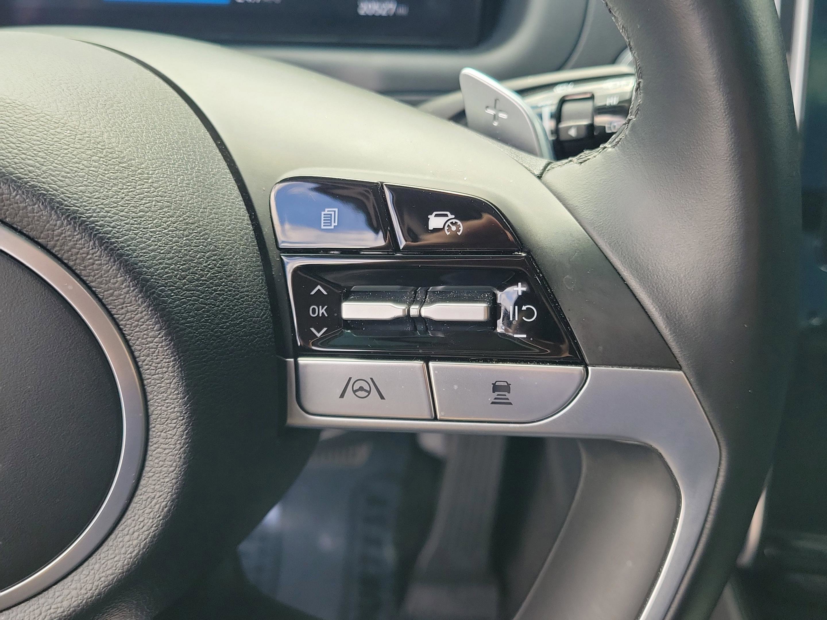 Certified 2022 Hyundai Tucson Limited w/ Cargo Package image 28