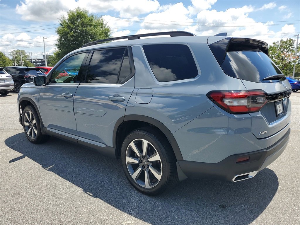 Used 2023 Honda Pilot Elite image 7