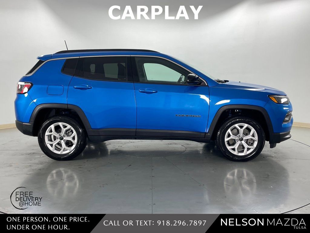 Used 2025 Jeep Compass Latitude image 5