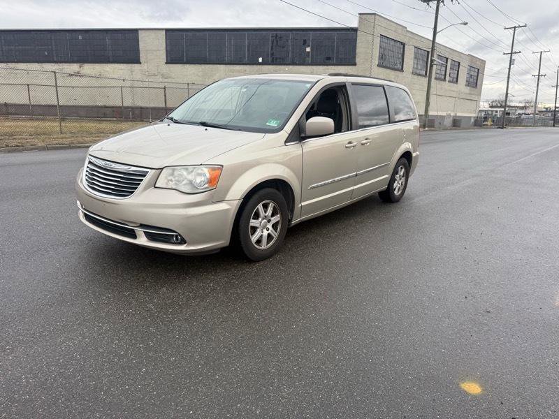 Used 2012 Chrysler Town & Country Touring w/ Entertainment Group #1 image 19
