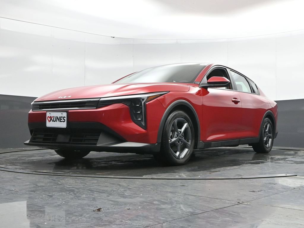 Used 2025 Kia K4 FWD image 46