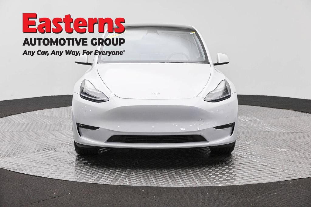 Used 2022 Tesla Model Y Long Range AWD/4WD image 2