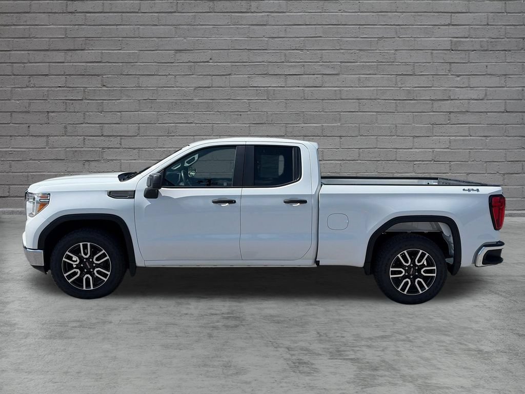 Used 2021 GMC Sierra 1500 4x4 Double Cab w/ Convenience Package image 3