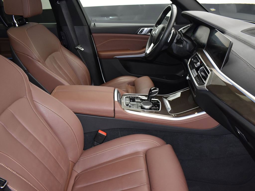 Certified 2022 BMW X5 xDrive45e w/ Premium Package image 24