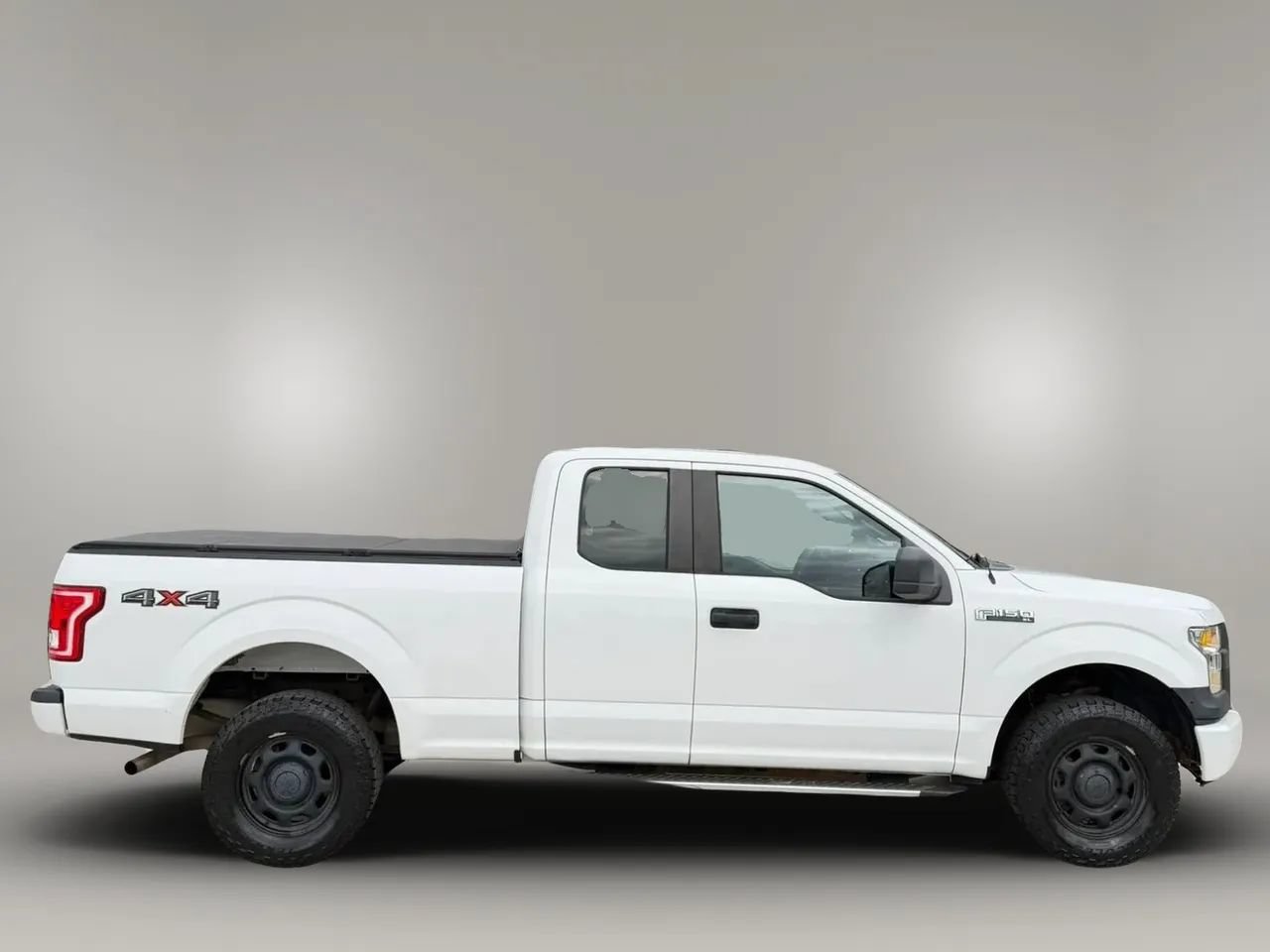 Used 2016 Ford F150 XL w/ XL Power Equipment Group AWD/4WD image 9