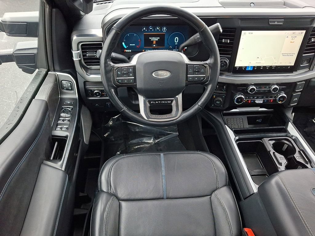 Used 2025 Ford F250 Platinum image 11