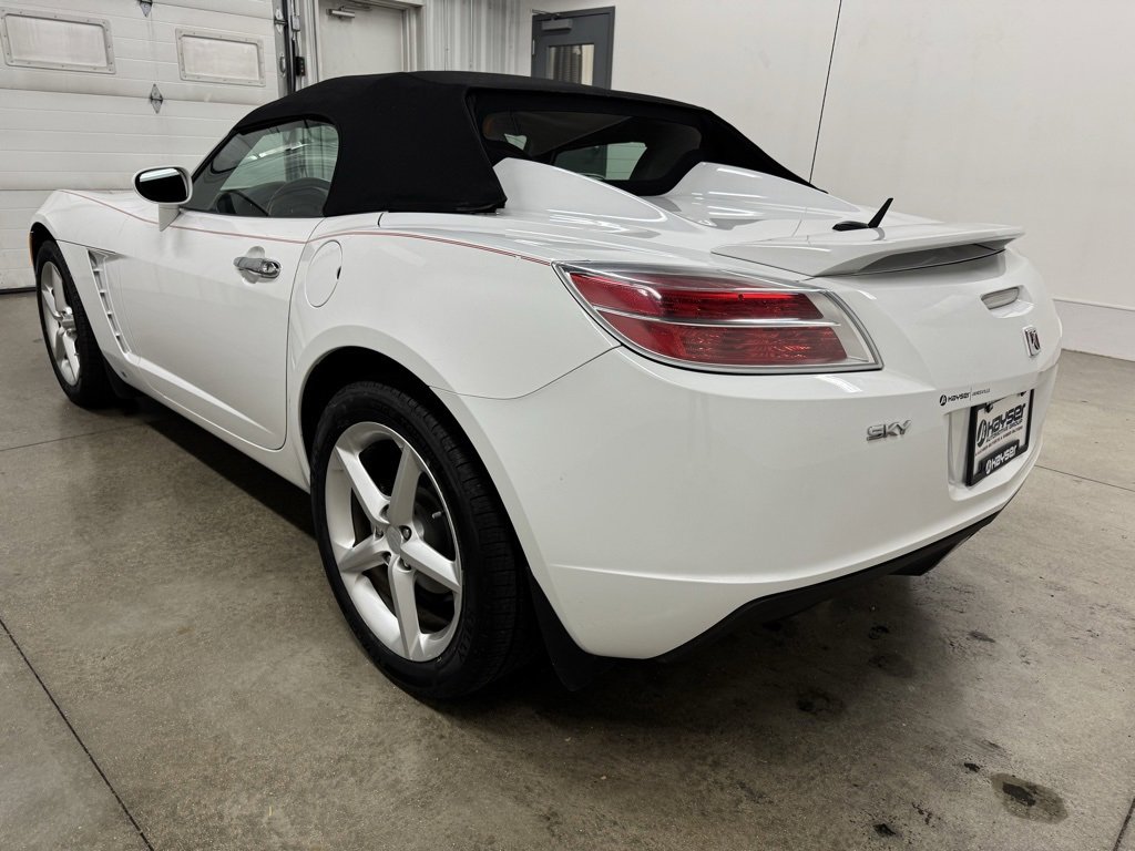 Used 2007 Saturn Sky w/ Premium Trim Pkg image 9