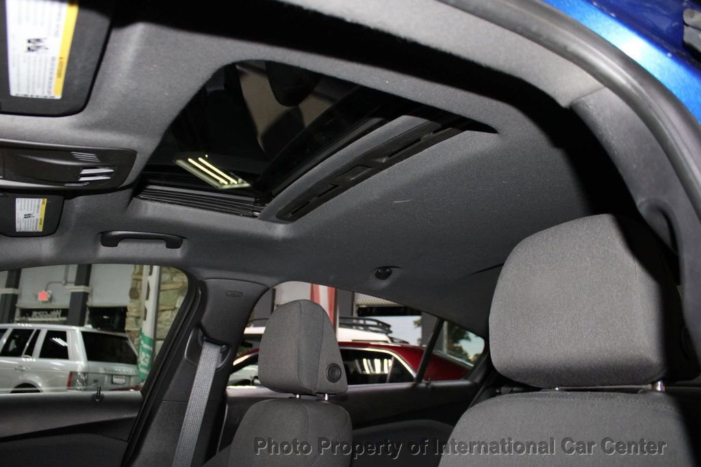 Used 2018 Chevrolet Cruze LT w/ Sun And Sound Package image 14