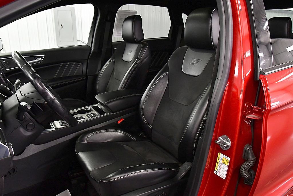 Used 2022 Ford Edge ST w/ Equipment Group 401A AWD/4WD image 28